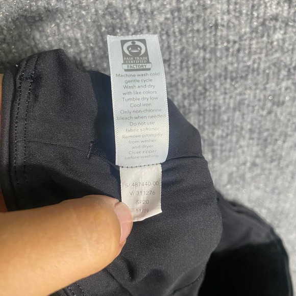 Athleta Leggings Small Black High Rise 7/8 Mesh Stretch Athleisure - Picture 15 of 15